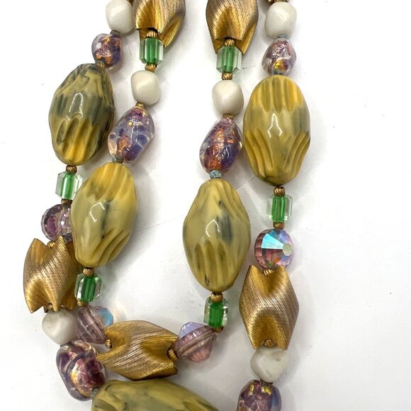 Vtg 16" Necklace Chunky 2 Strand Beaded mix media Giving Multiple Shapes Colors - Picture 4 of 14